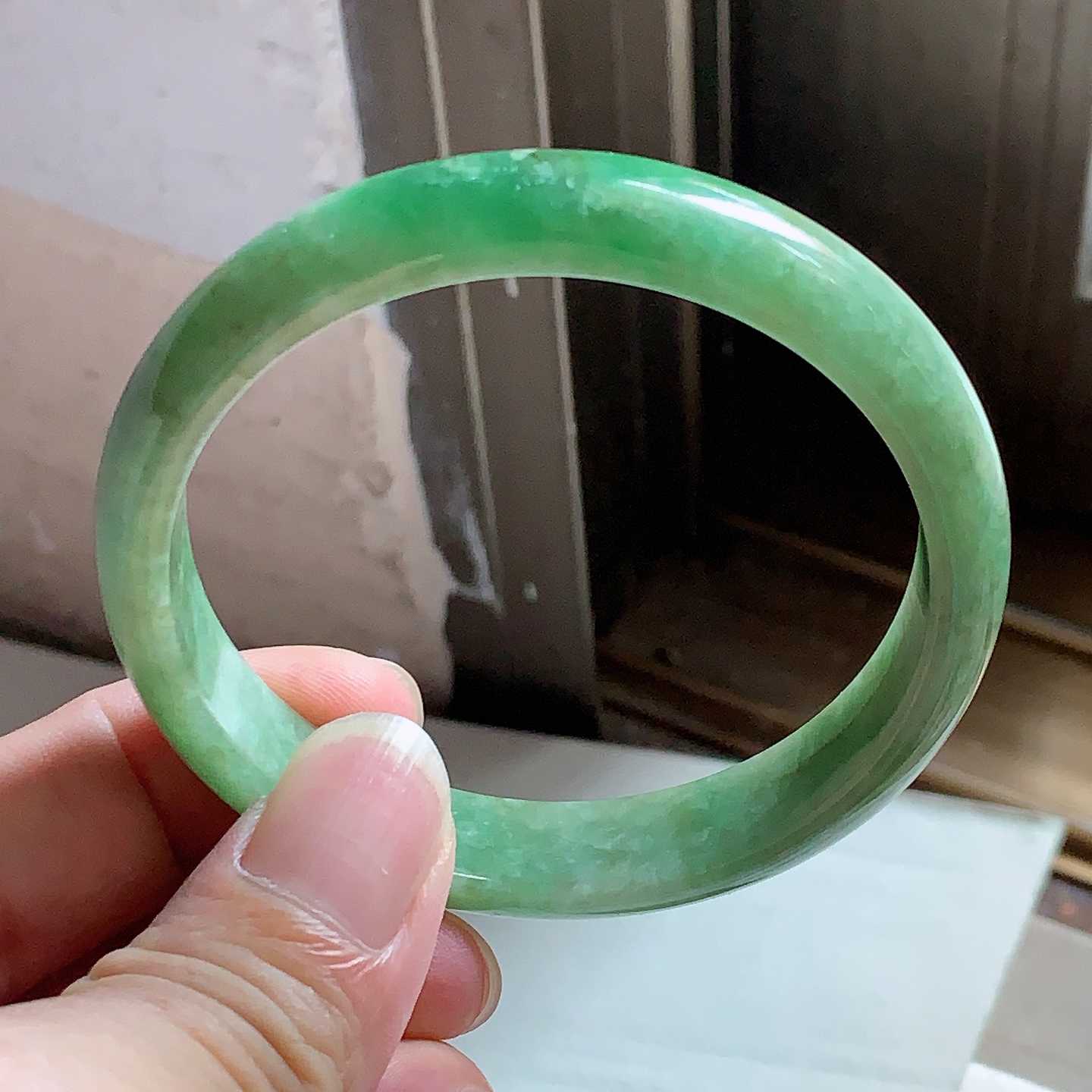缅甸天然翡翠A货满绿手镯