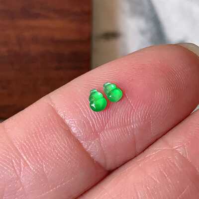 翠都翡翠珠宝缅甸天然A货玉石镶嵌戒面木那阳绿葫芦一对200004