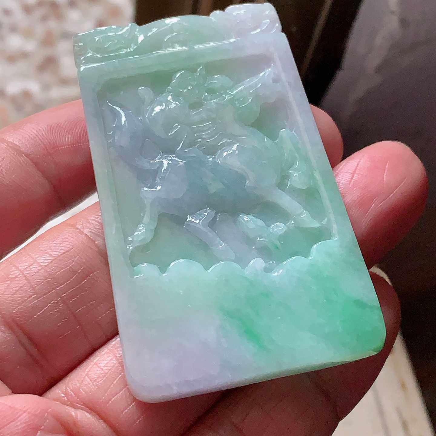翠都翡翠珠宝天然A货玉佩挂坠小吊坠项坠紫绿双彩马上封侯300032