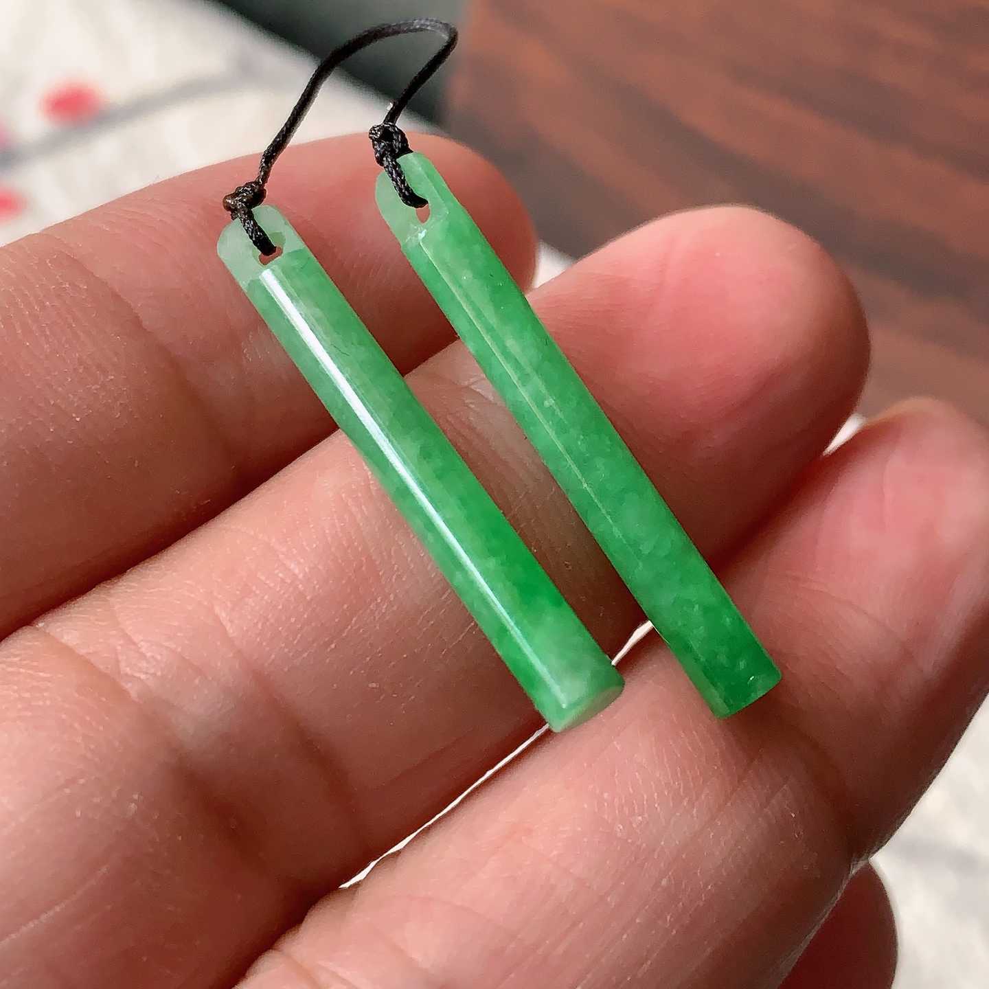 翠都翡翠珠宝天然翡翠A货耳饰玉佩小吊坠项坠阳绿铃管一对800176