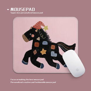 卡通小马图案橡胶鼠标垫260x210mm书桌办公高颜值来图定制马年