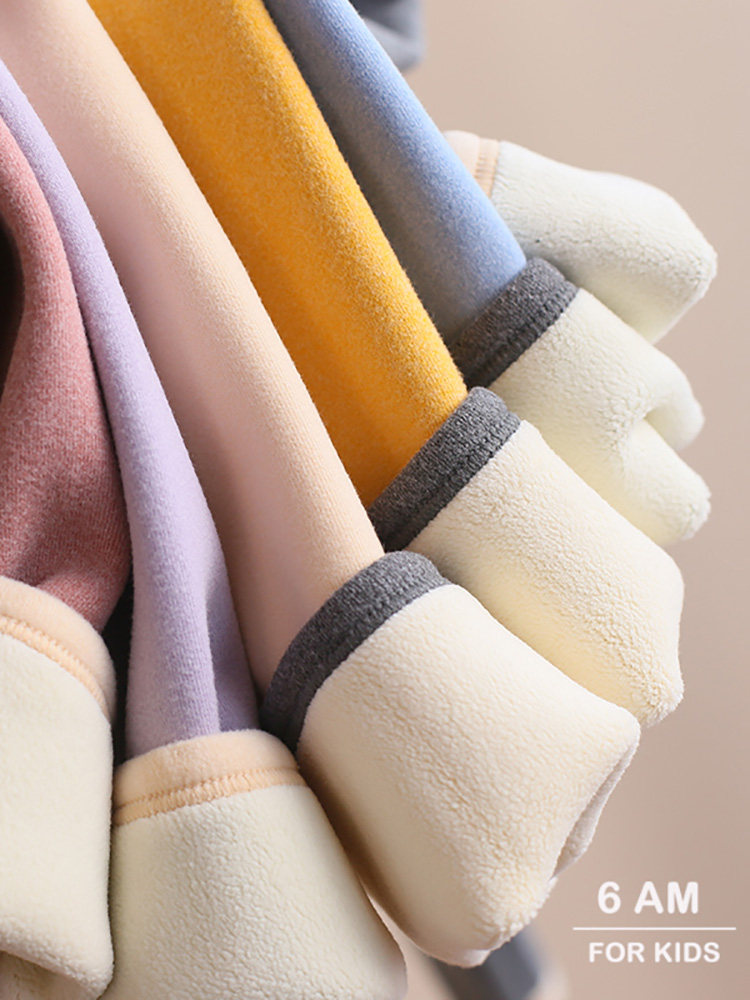 가을 겨울 두꺼운 독일 벨벳 바닥 라운드 넥 속옷 소년 소녀 BAOZHONG 및 대형 어린이 가정 난방 및 따뜻한 잠옷 가을 옷