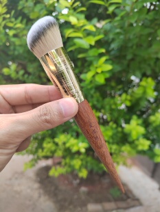 艾诺琪化妆刷光橙茶系列f102粉底刷膏体腮红刷纤维毛实木柄微瑕疵