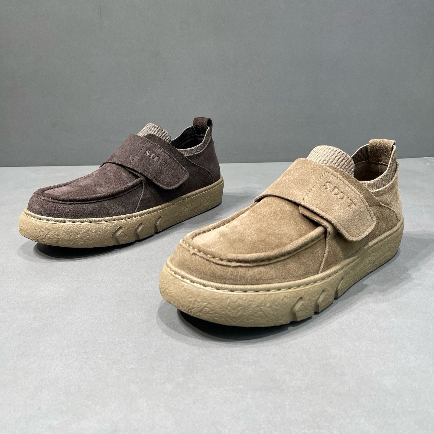 枫之时尚早秋厚底复古休闲鞋魔术贴软面小清新真皮男士发型师板鞋