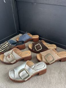 born 头层牛皮大扣袢粗跟女士凉拖鞋