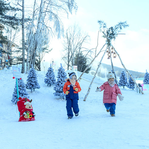 【双11】长白山万达13店3晚连住+2大1小雪季权益+儿童一日营