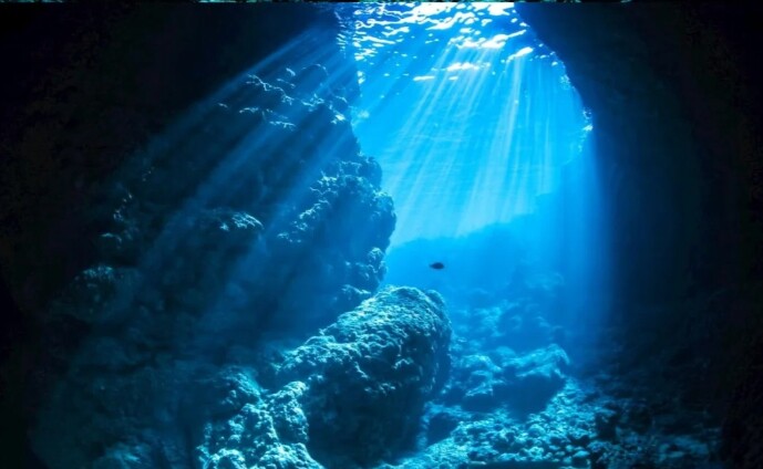 日本冲绳青洞潜水体验半日游 可选恩纳\那霸\北谷出发 含潜水装备