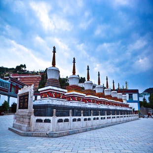 塔尔寺+拉脊山+宗喀拉则半日游【优选线路·日出包车游】