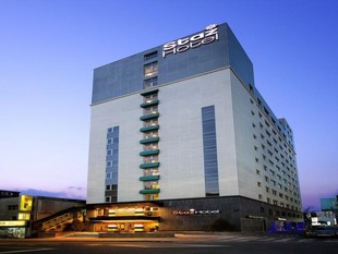 Myeongdong 首尔明洞斯塔兹2号酒店 Staz Hotel 距离明洞地铁