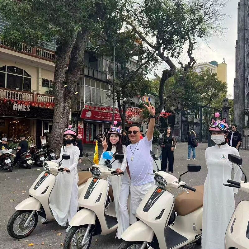 越南河内奥黛骑行|中文地陪摩托带游安心打卡拍大片