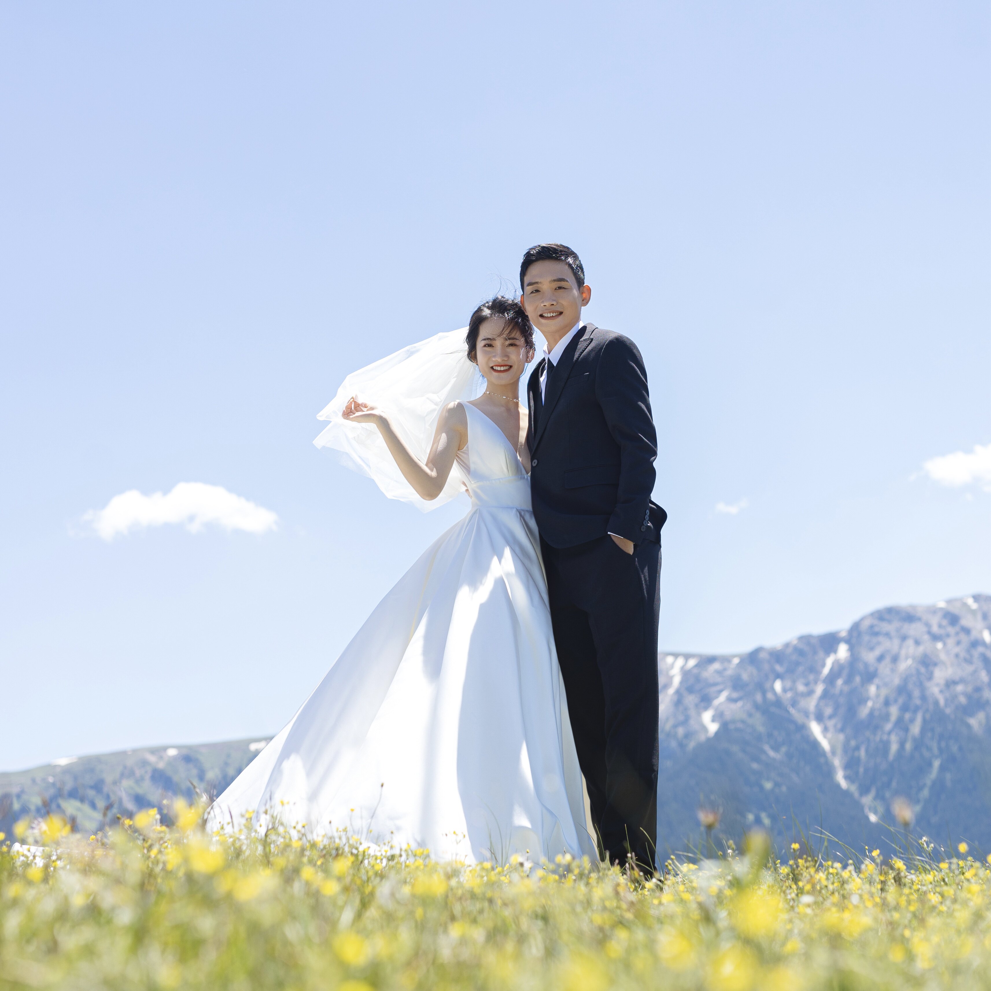 新疆旅拍喀什喀纳斯禾木伊犁赛里木湖婚纱旅拍独库全程跟拍摄影师