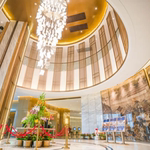 苏州龙之梦酒店1晚+双人自助早餐+苏州乐园糖果世界家庭/亲子票套餐