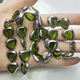 m337卡19银边玻璃珠两条