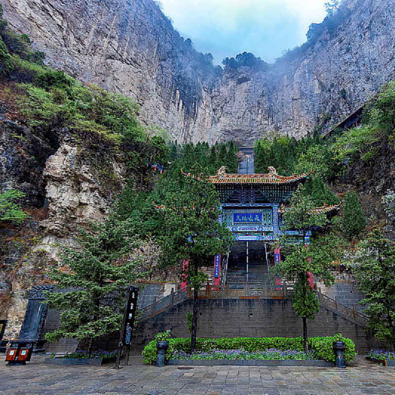 飛豬旅行-山西旅游平遙+綿山風(fēng)景區(qū)+山西王家大院+壺口瀑布5日4鉆