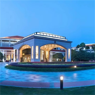 同里古镇 苏州金鸡湖大酒店1晚 下午茶 晚餐 丛林探险 含早