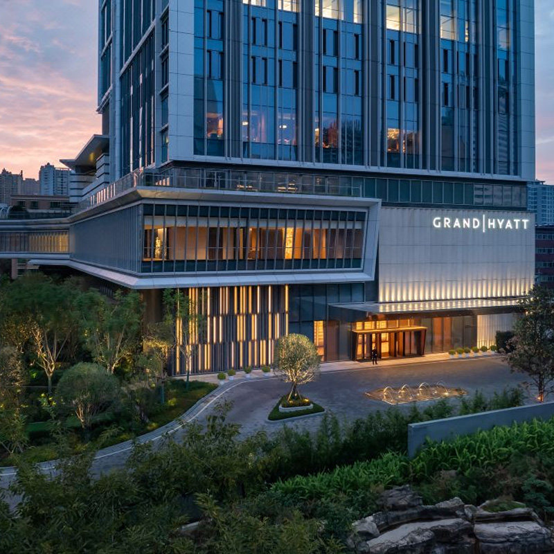 实名预定保证入住，预定后可致电酒店查询 旅行社协议价官方预定，帮您省钱省心 全球奢华酒店均可咨询，全程一对一客服接待 找客服询底价，享VIP礼遇套餐(送双早+消费券等)