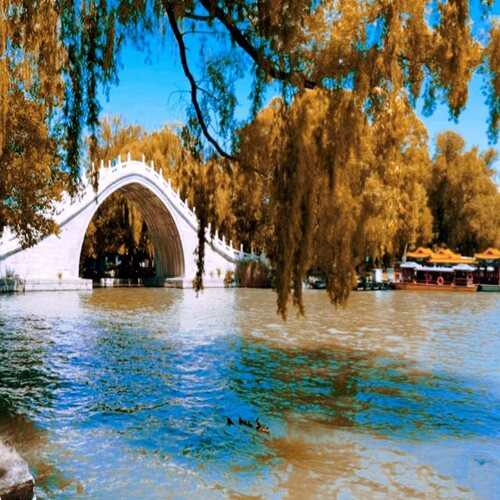 听相声+瓷房子+五大道+张学良故居+颐和园+景山+八达岭+看升旗4日