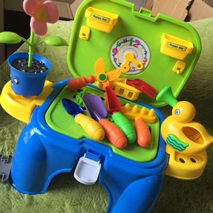 小花匠椅子打开满满的种花工具合上就是一只实用的椅子