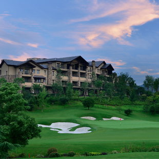 浙江安吉JW万豪酒店2晚含早+代金券+旅拍+健身房