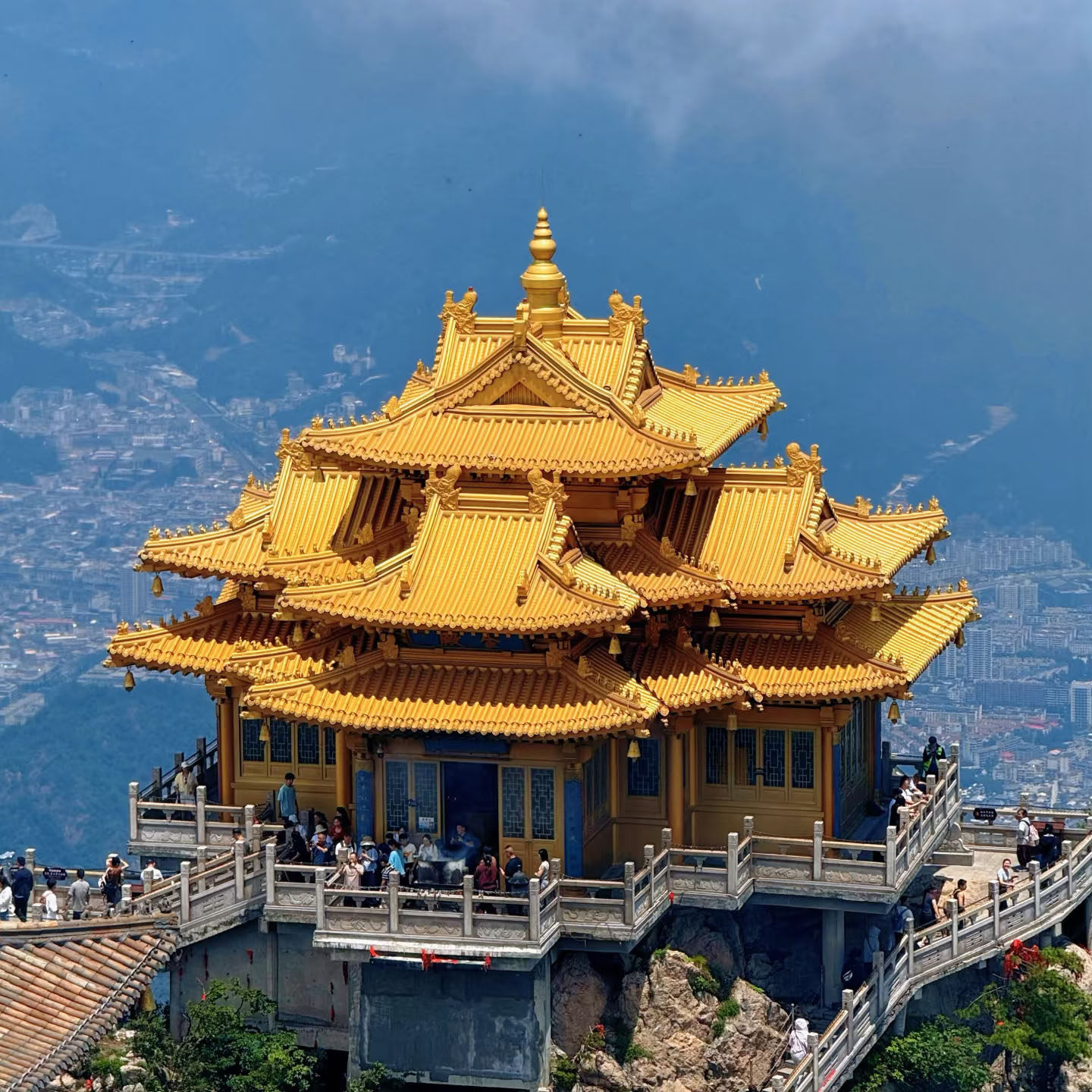 [老君山风景名胜区-大门票+洛阳往返直通车+往返中灵/云景索道]门票+索道+洛阳往返直通车