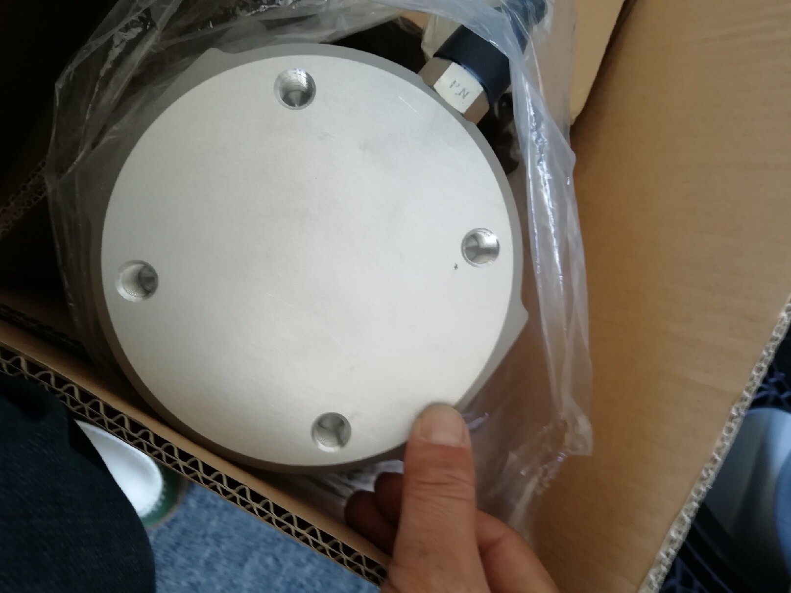 卡特压夜滤芯，液压回油滤全新纯原厂卡特液压回油滤总成，量大价