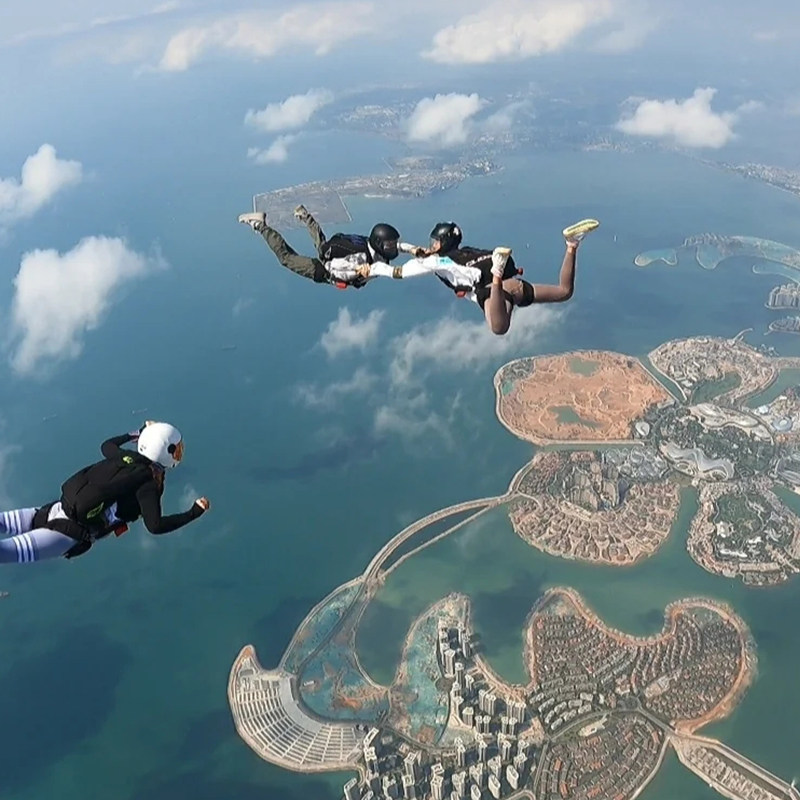 [万宁日月湾海上跳伞基地-跳伞 手持摄像 第三方摄像]教练2对1