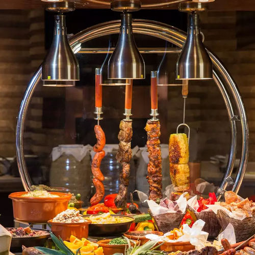 接受当日预订，当日用餐需等餐厅确认 每单至少需2位起订，最多不能超过19人。超出人数请分开预订！ 餐厅地处于路氹金光大道核心地标，坐落于澳门银河度假村三期酒店群