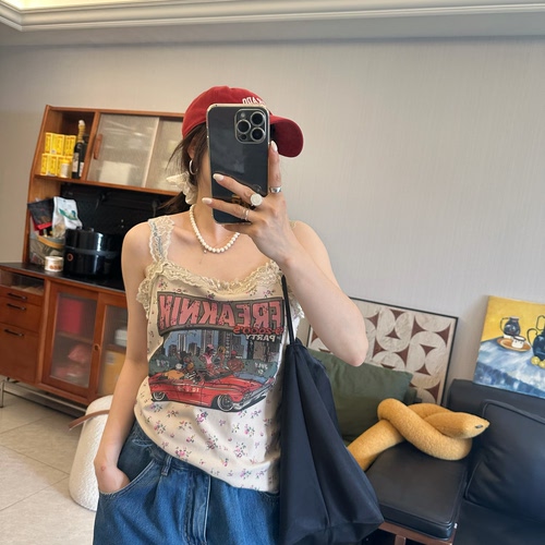 25Ann studio2026韩版时尚休闲百搭宽松显瘦卡通汽车印花吊带背心