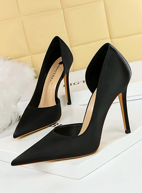 尖头高跟鞋女2024新款细跟气质不累脚鞋子春秋女鞋大码浅口单鞋女