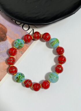 琉璃红色圆珠手串搭配蓝色凤尾琉