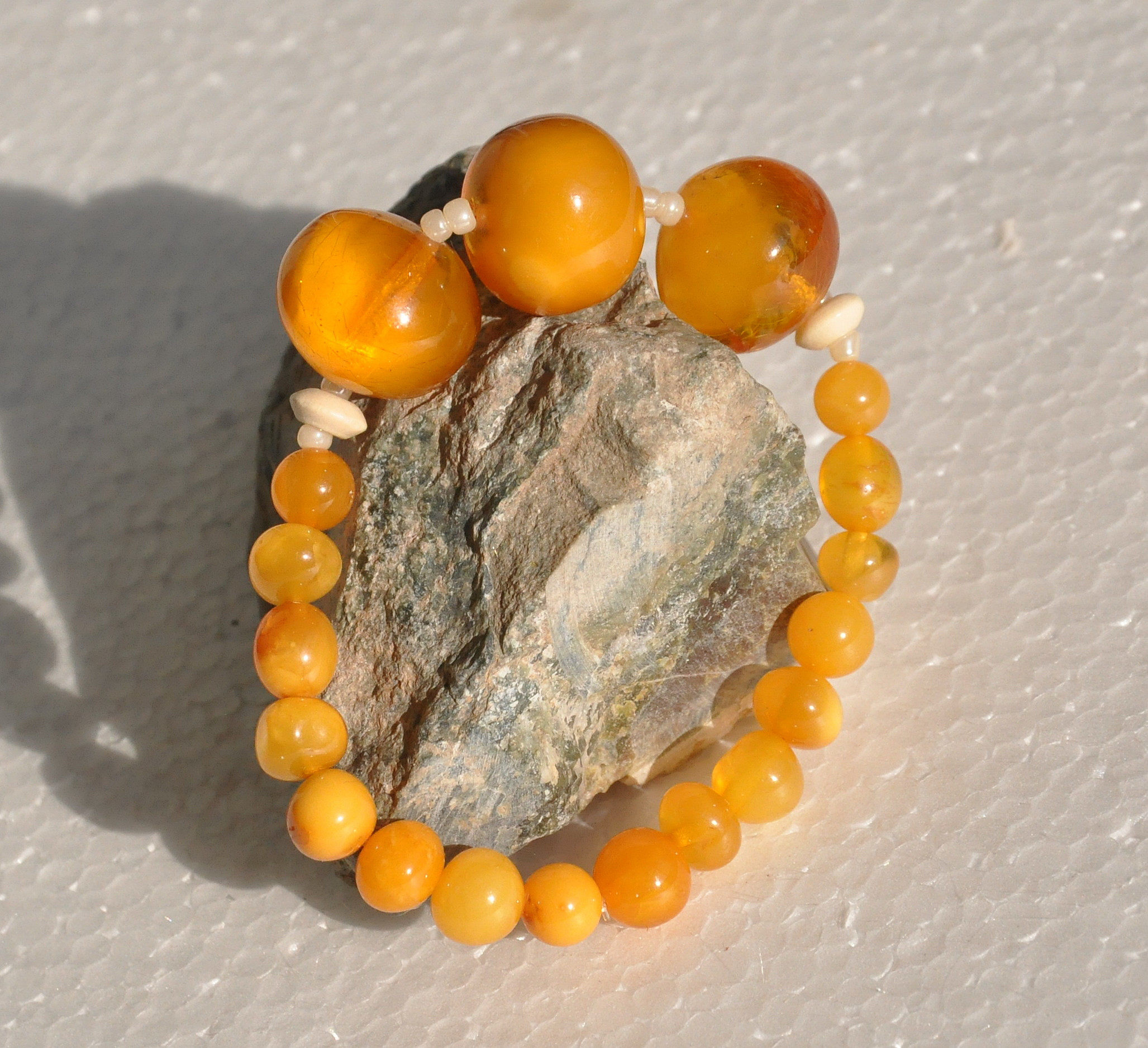 欧洲古董老蜜蜡手串8