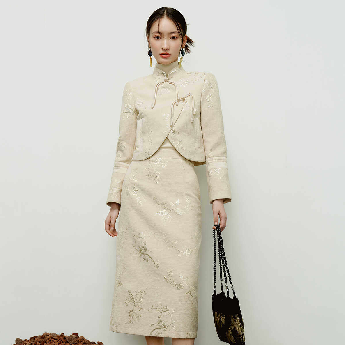 2025年吉米赛欧秋季新中式国风改良旗袍套装金丝提花步裙套装裙女