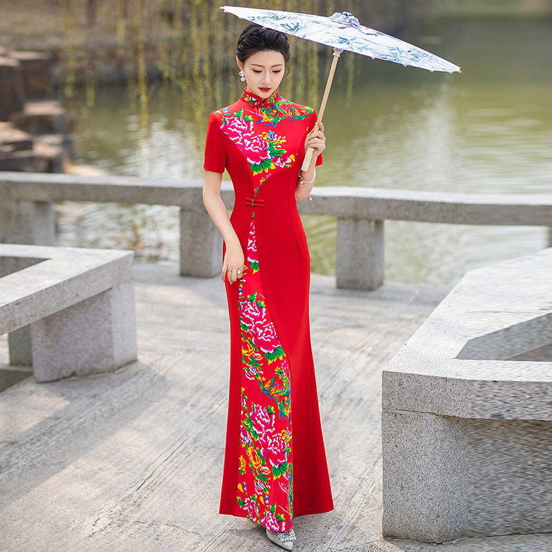 Y走秀旗袍超长款改良长复古东北大红花修身优雅表演出服