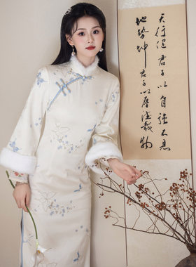 4129秋冬装加绒加厚白色旗袍刺绣改良新中式连衣裙冬天穿的