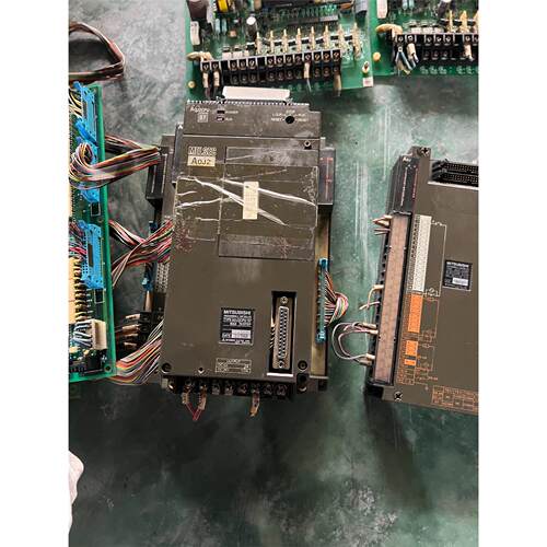 三菱MITSUBHIA0J2CPU-S7