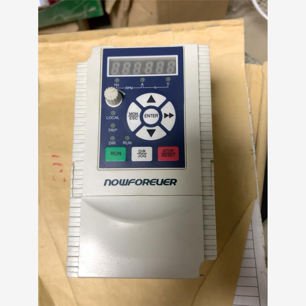 南方安华变频器E100T2R2