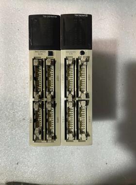 施耐德PLC模块、TSXDSY64T2K、实物图、有一个有点