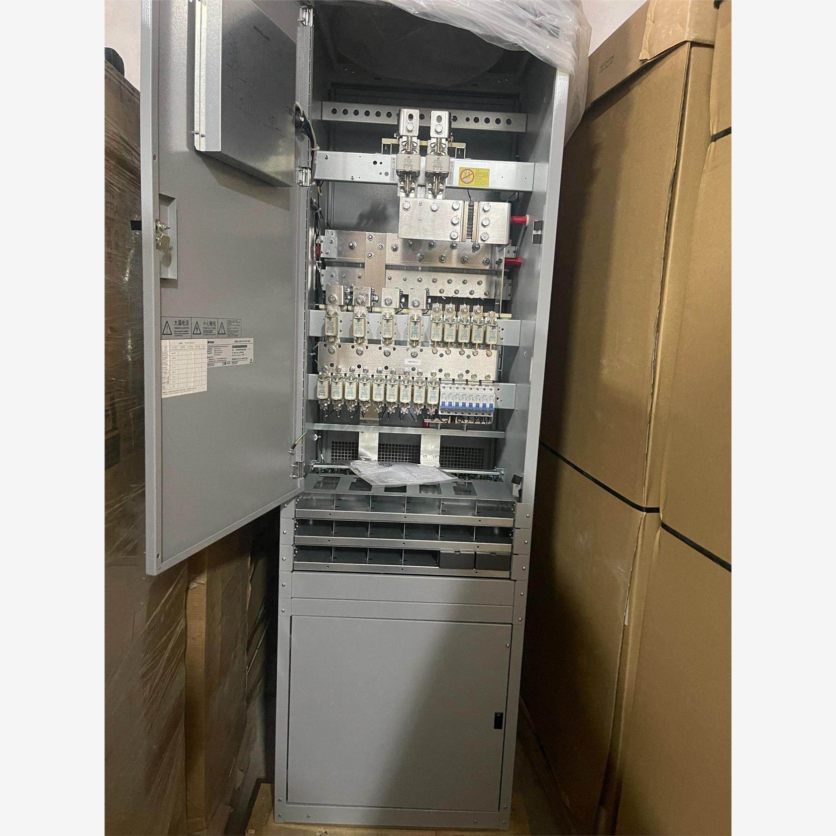 维谛 Netsure7100CF1-Y1 室内机柜，满配可达