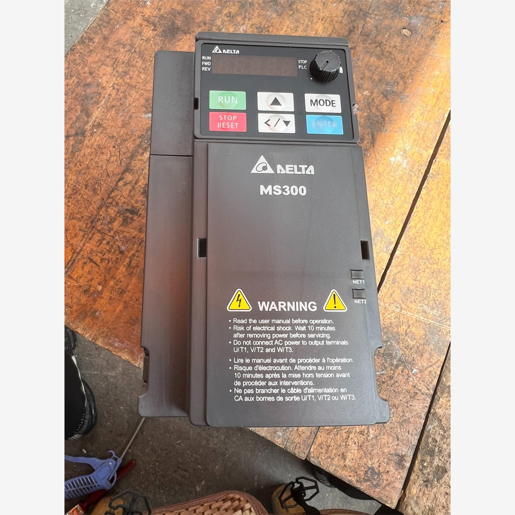 VFD9A0MS43ANSAA全新台达变频器 无外包装 实物