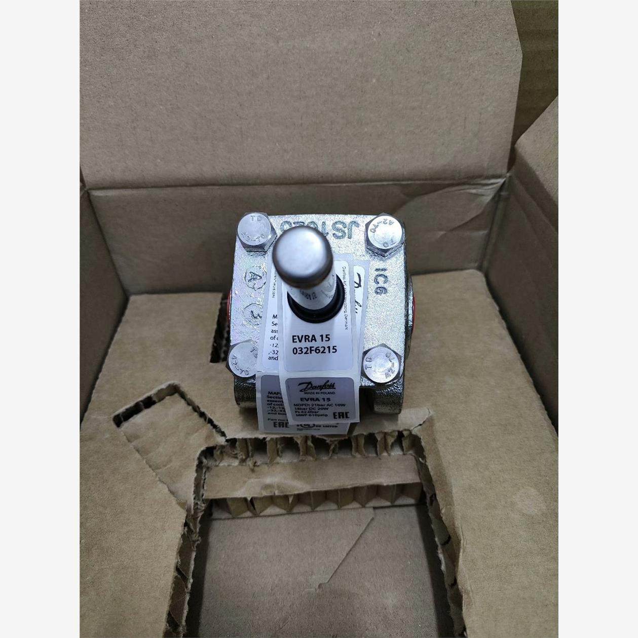 EVRA15电磁阀032F6215，全新正品原装 - 实物图