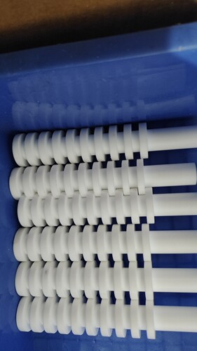 四氟垫片耐高温波纹管铁氟龙聚四氟乙烯绝缘堵头厂家定制PTFE螺纹