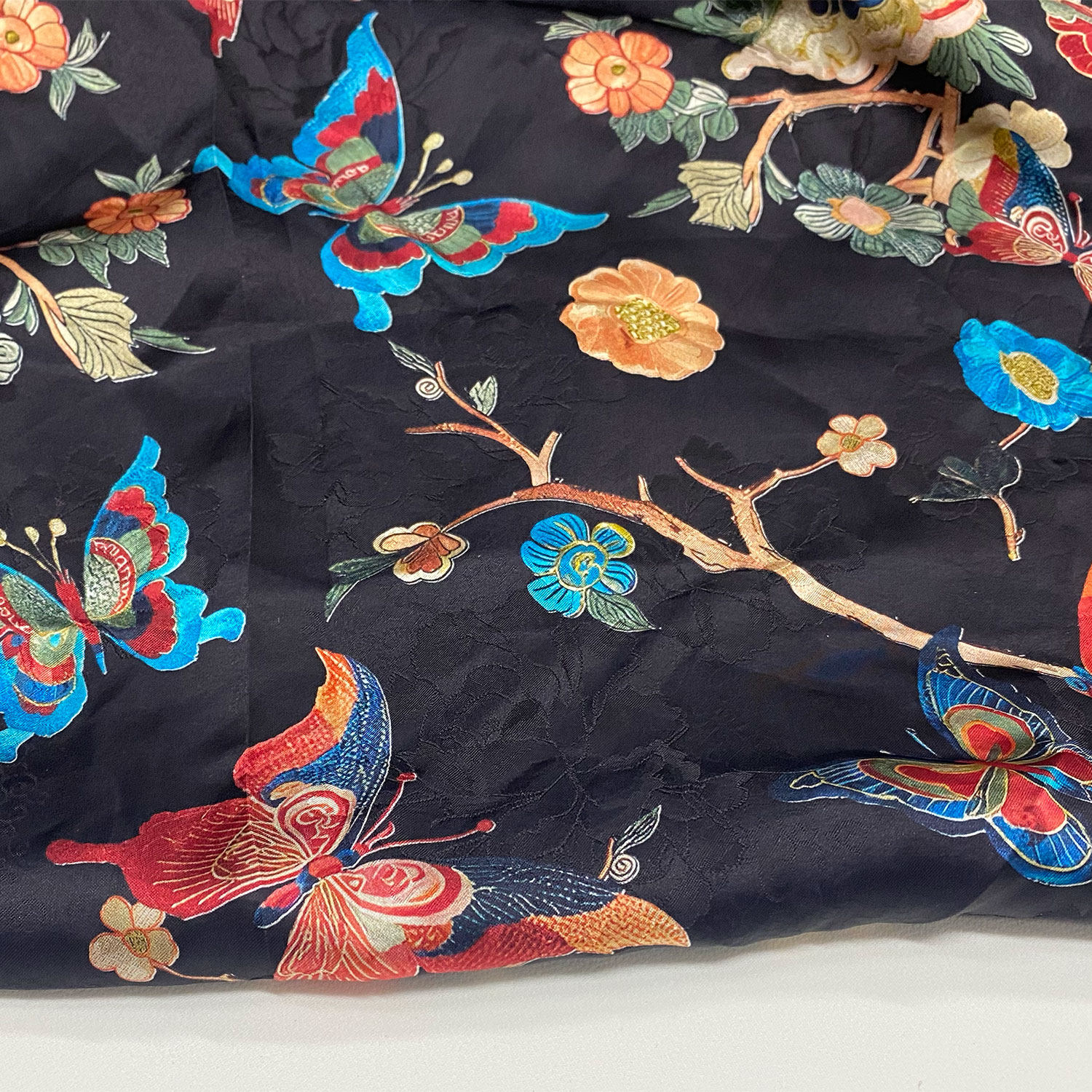 重磅人丝香云纱布料春夏植物丝黑色蝶恋花真丝感旗袍国风上衣面料