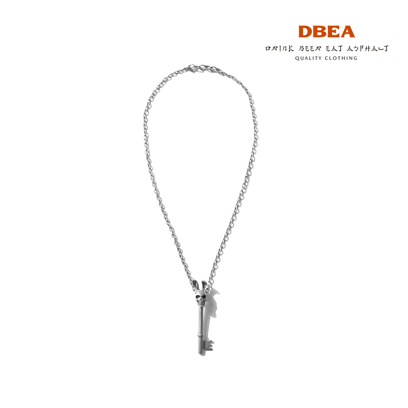 #dbea旧化合金项链兔女郎骷髅头