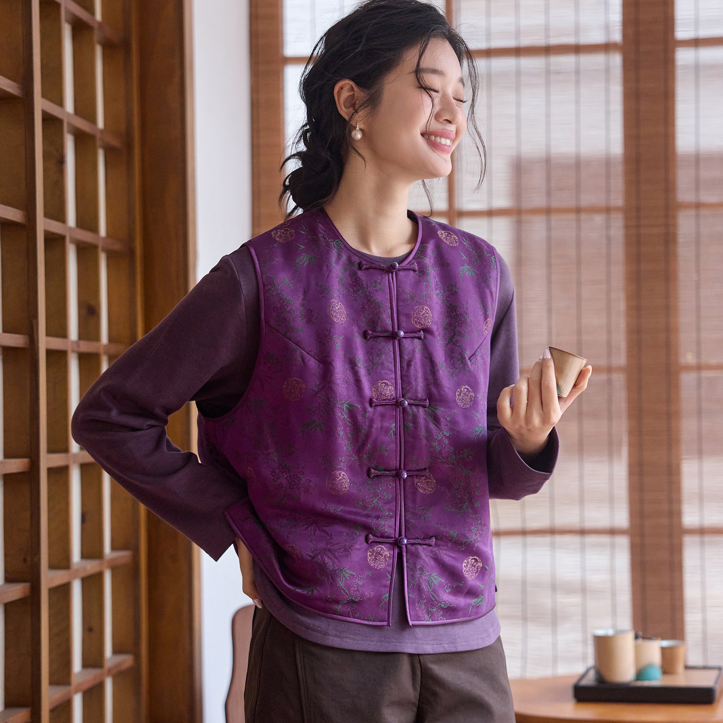 菲伊唐真丝织锦缎红云纱马夹上衣