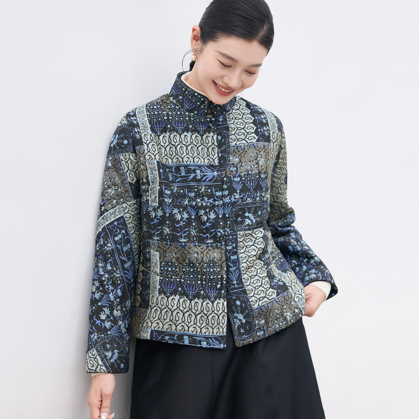 菲伊唐真丝丝毛交织提花缎冬棉衣