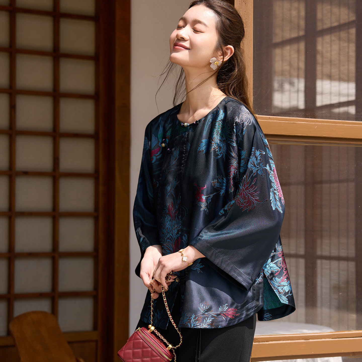 菲伊唐新中式文艺复古改良中国风真丝复古老段提花斜襟圆领女上衣