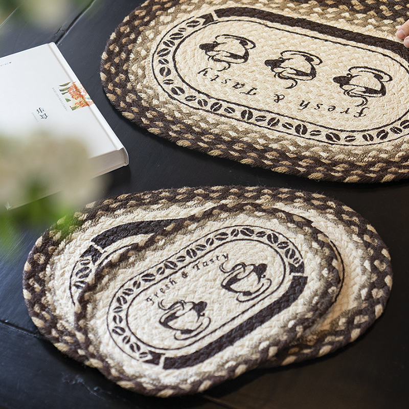 美式清新椭圆形隔热垫餐桌