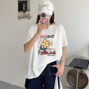 2025年夏新款 上衣 棉绸涂鸦花朵短袖 T恤女宽松显瘦百搭人造棉短袖