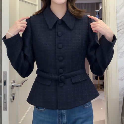 小香风排扣短外套女款显瘦轻奢