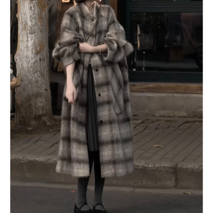 毛绒黑白格纹毛呢大衣女中长款2026秋季新款复古风汉服宽松高级感